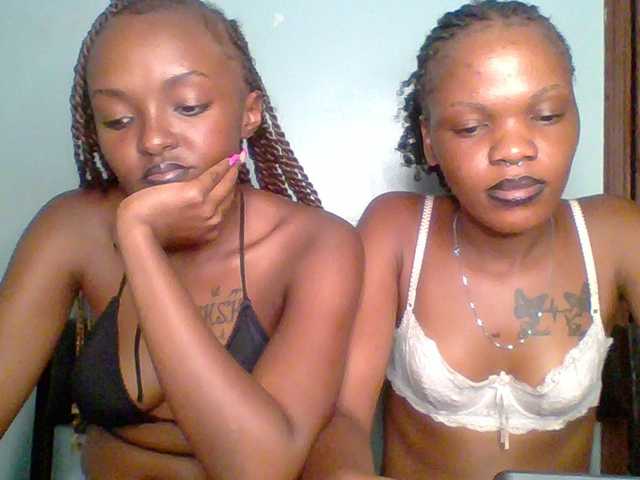 Sweet-loves live cam on BongaCams