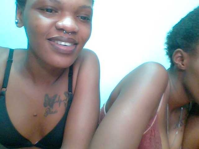 Sweet-loves live cam on BongaCams