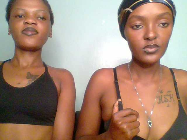 Sweet-loves live cam on BongaCams