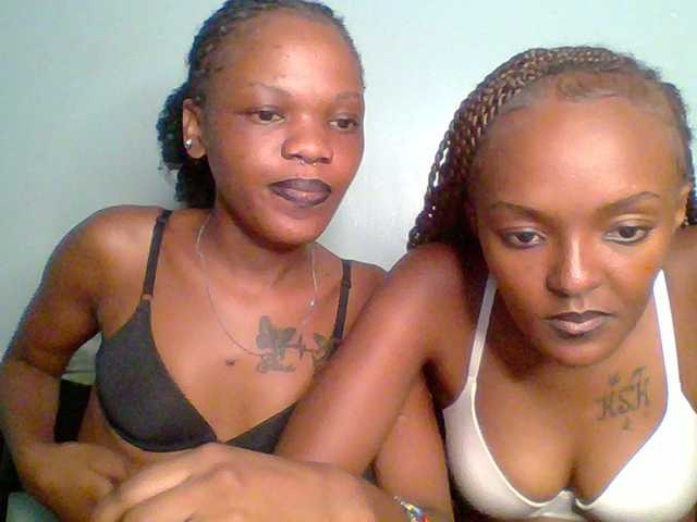 Sweet-loves live cam on BongaCams