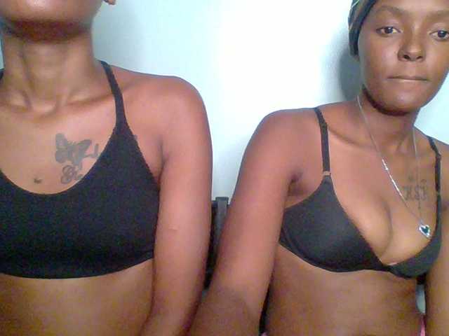 Sweet-loves live cam on BongaCams