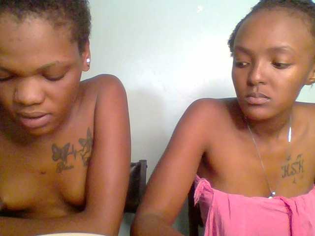 Sweet-loves live cam on BongaCams