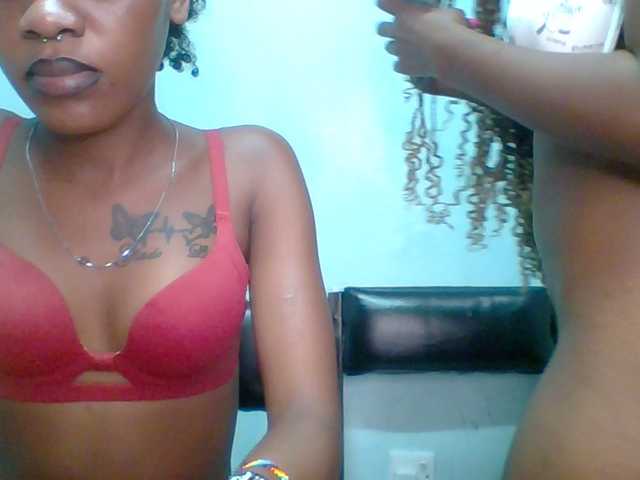 Sweet-loves live cam on BongaCams