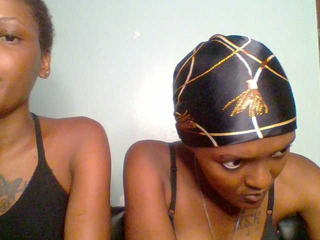 Sweet-loves live cam on BongaCams