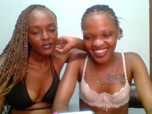 Sweet-loves live cam on BongaCams