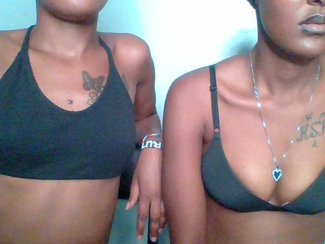 Sweet-loves live cam on BongaCams