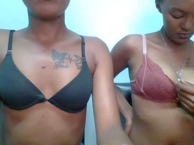 Sweet-loves live cam on BongaCams