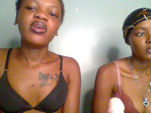 Sweet-loves live cam on BongaCams