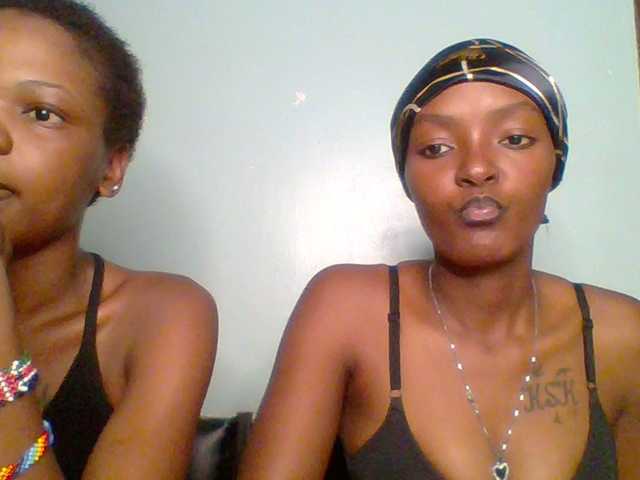 Sweet-loves live cam on BongaCams