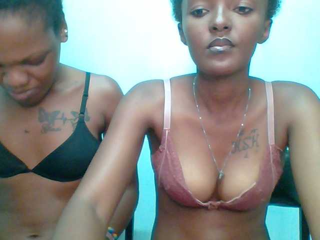 Sweet-loves live cam on BongaCams