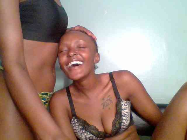 Model: Sweet-loves