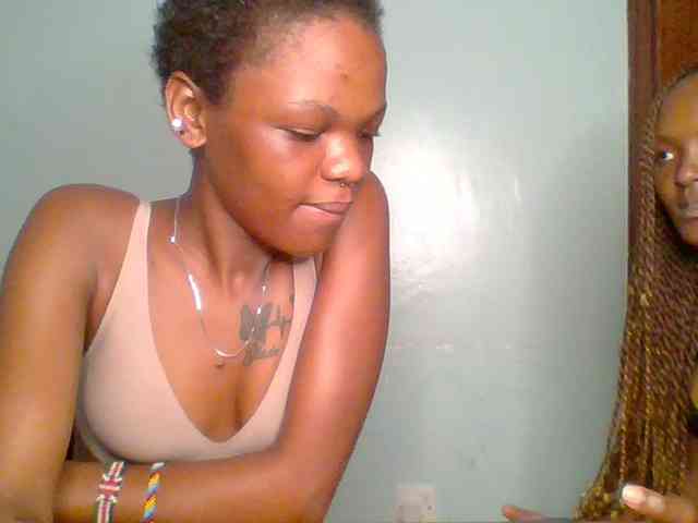 Model: Sweet-loves