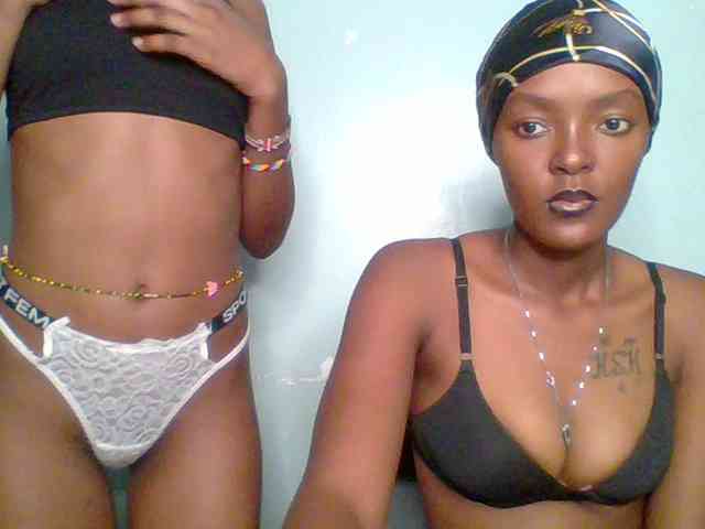 Model: Sweet-loves
