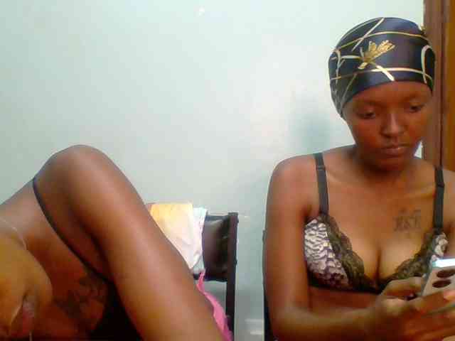 Sweet-loves Sex Cam Show