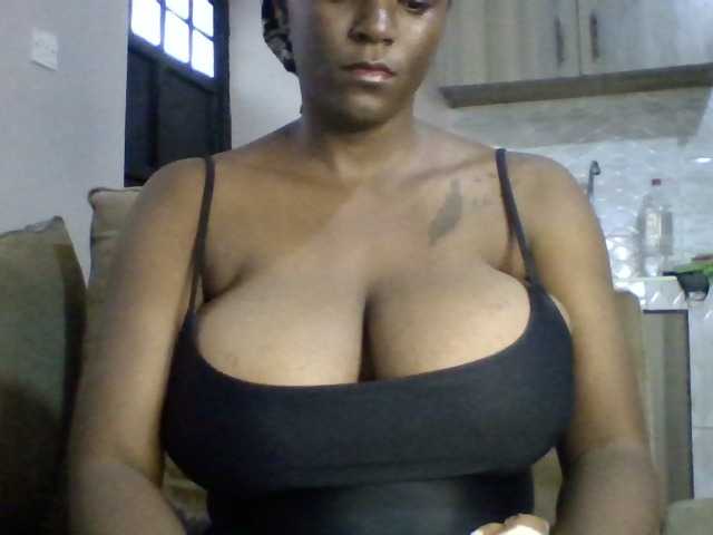 Sexybunnyz live cam on BongaCams