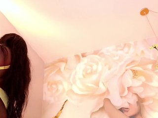 nylaroyale Porn Show