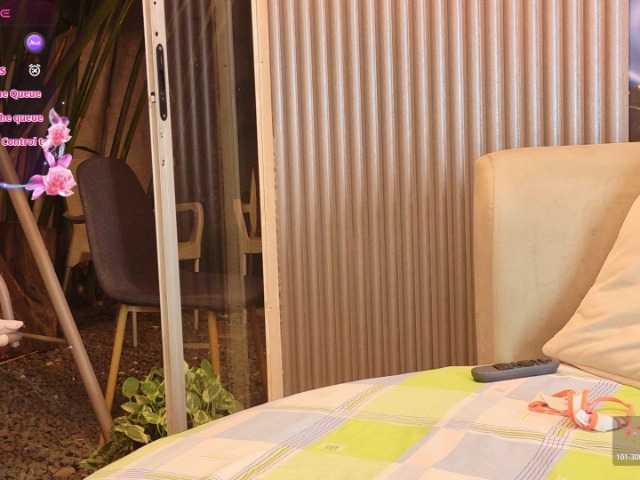 nylaroyale live cam on BongaCams