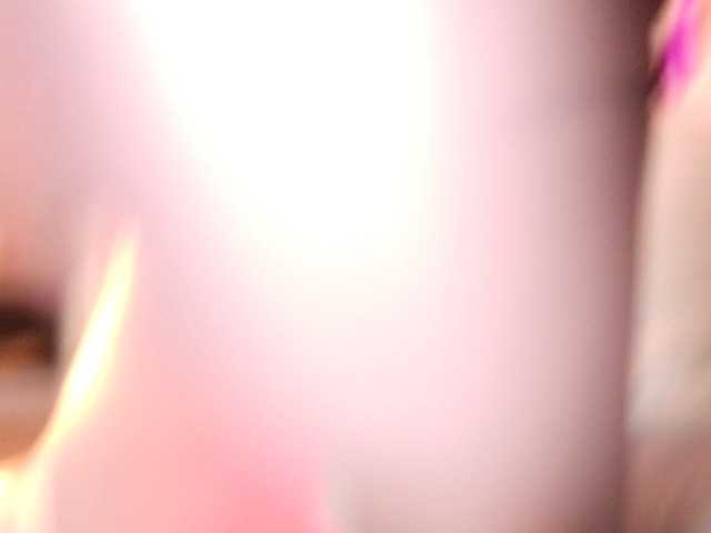nylaroyale