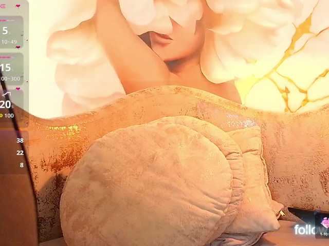 nylaroyale live cam on BongaCams