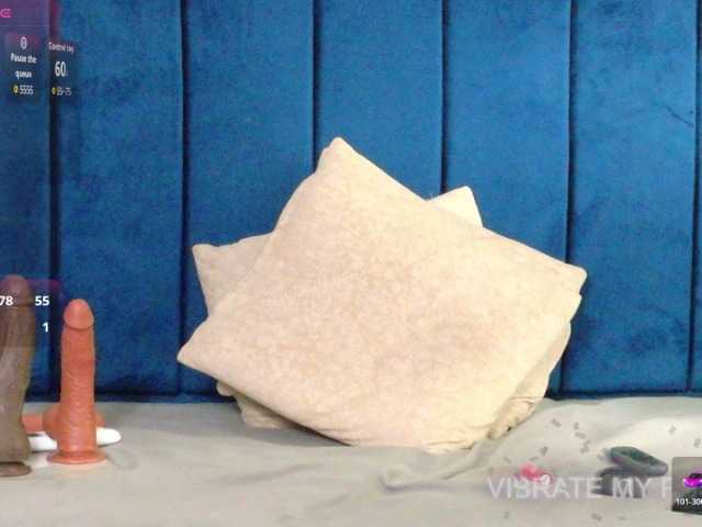 nylaroyale live cam on BongaCams