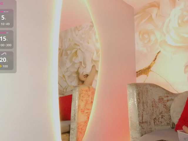 nylaroyale live cam on BongaCams