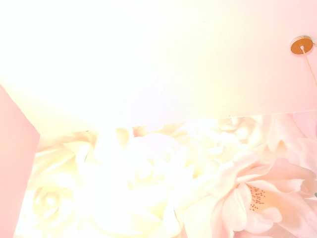 nylaroyale live cam on BongaCams