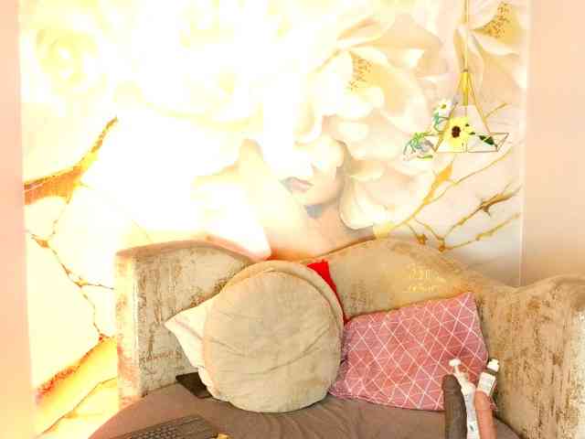 nylaroyale webcam