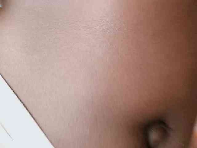 nylaroyale webcam