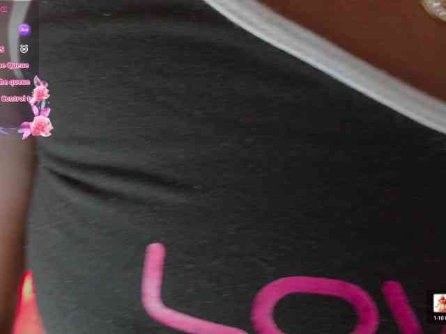 Modelo: nylaroyale