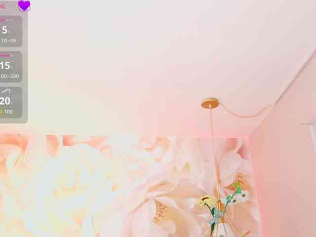 nylaroyale webcam