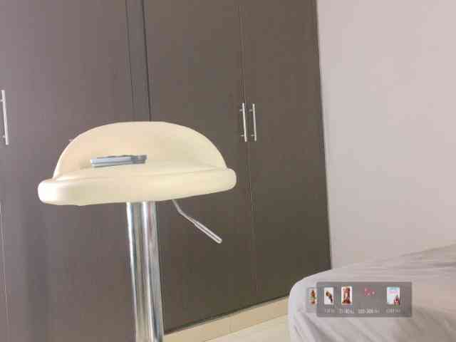 nylaroyale webcam