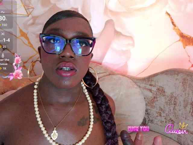 nylaroyale webcam