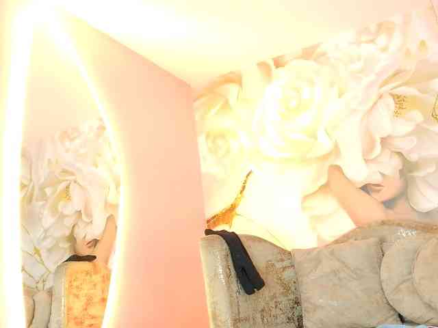 nylaroyale webcam