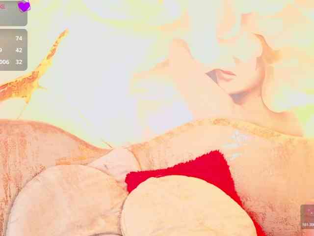 nylaroyale webcam