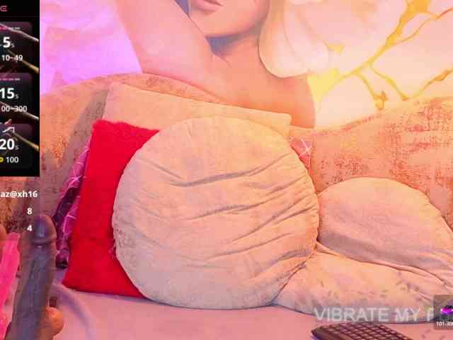 nylaroyale webcam