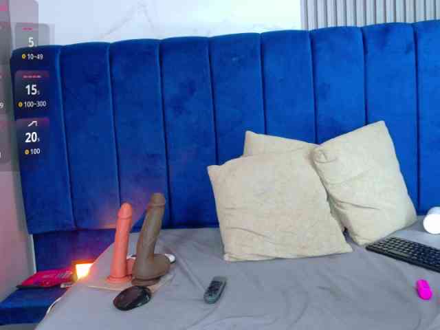 nylaroyale webcam