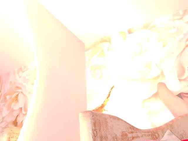 nylaroyale webcam