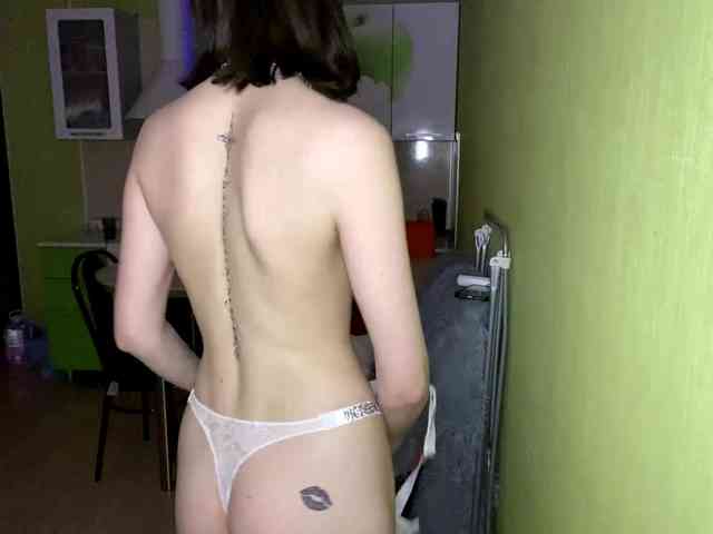 Naomii1 webcam