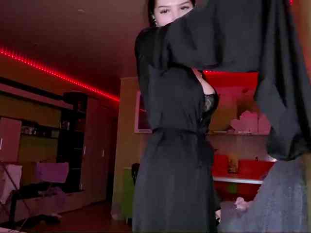 Naomii1 webcam