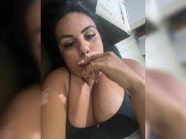 Morango921 webcam