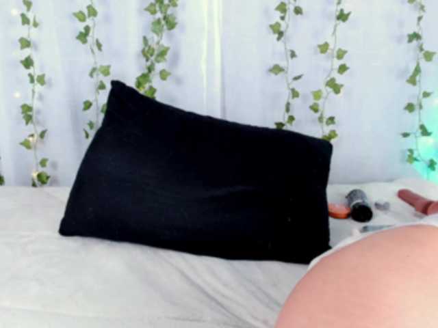 LaurenBellucci live cam on BongaCams
