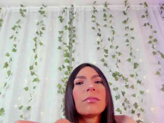 LaurenBellucci webcam