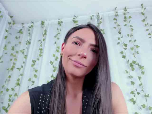 LaurenBellucci webcam