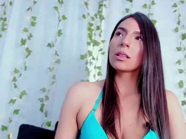 LaurenBellucci webcam