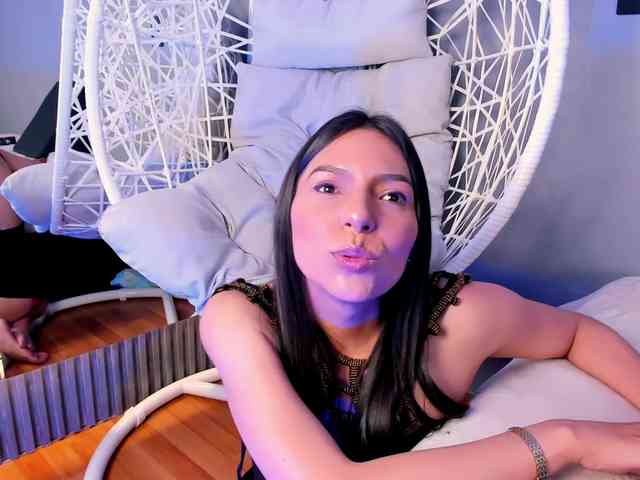 LaurenBellucci webcam