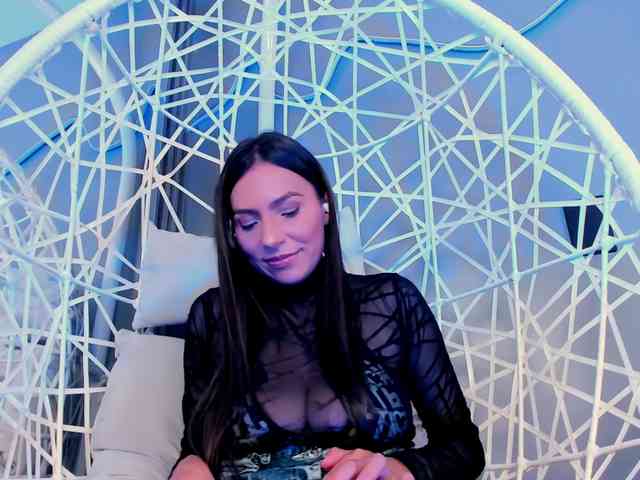 LaurenBellucci webcam