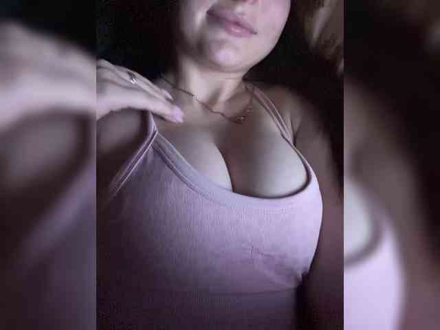LadyCherry webcam