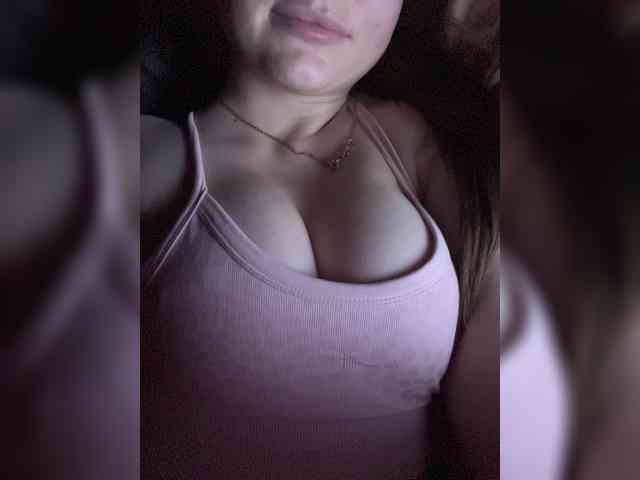 LadyCherry webcam