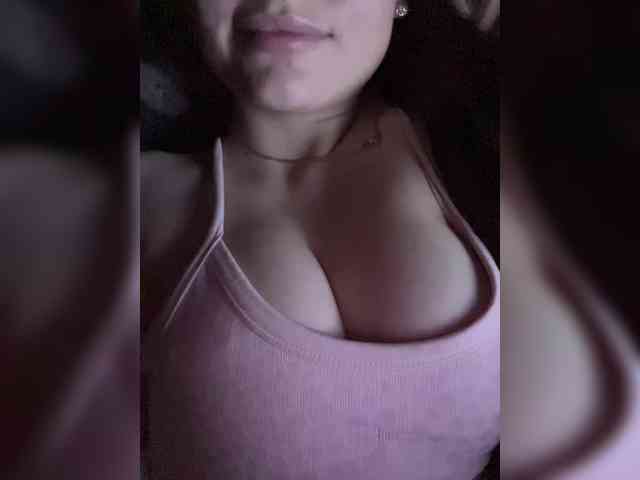LadyCherry webcam