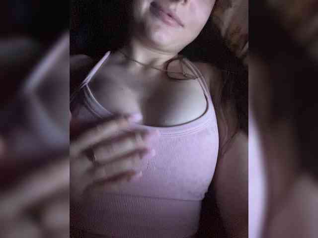 LadyCherry webcam